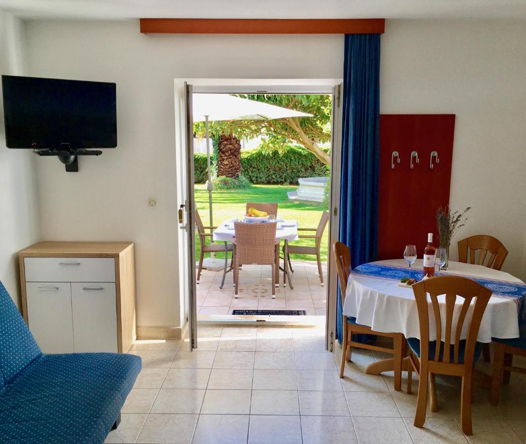 Apartments Villa Jadranka Adults Only Bol Exterior photo